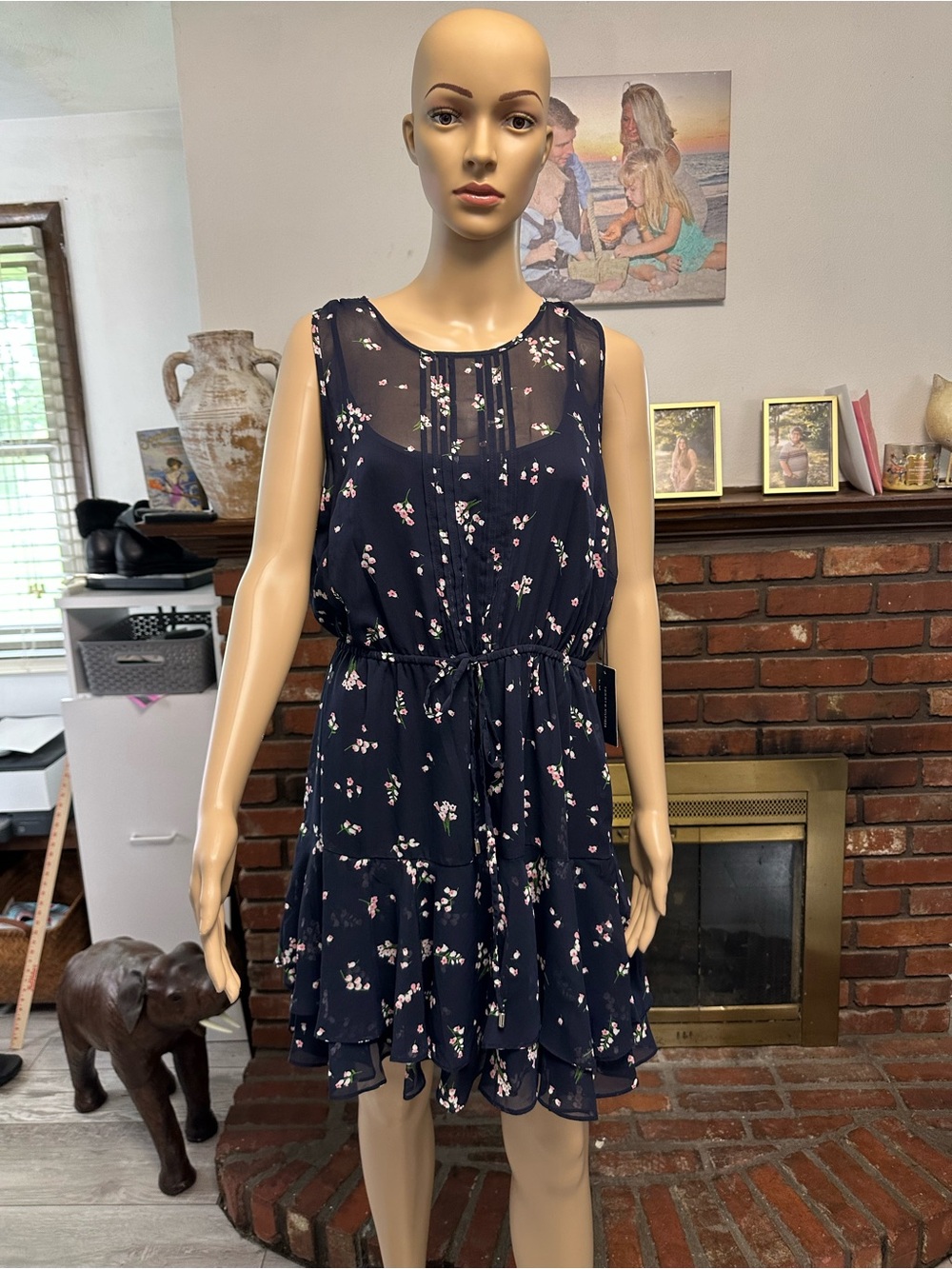 Women's Navy Floral Sleeveless Tie-Waist Dress -12P